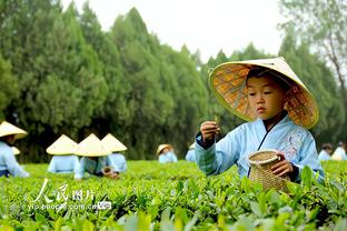 队报：巴黎计划继续卖人，利雅得新月瞄准了纳瓦斯+维拉蒂